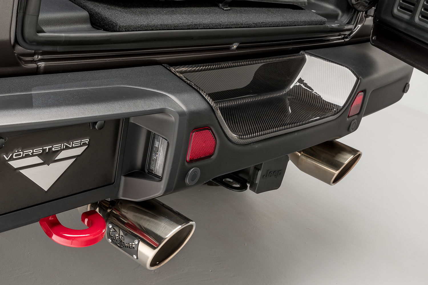 Лоток заднього бамперу - VRJ1040