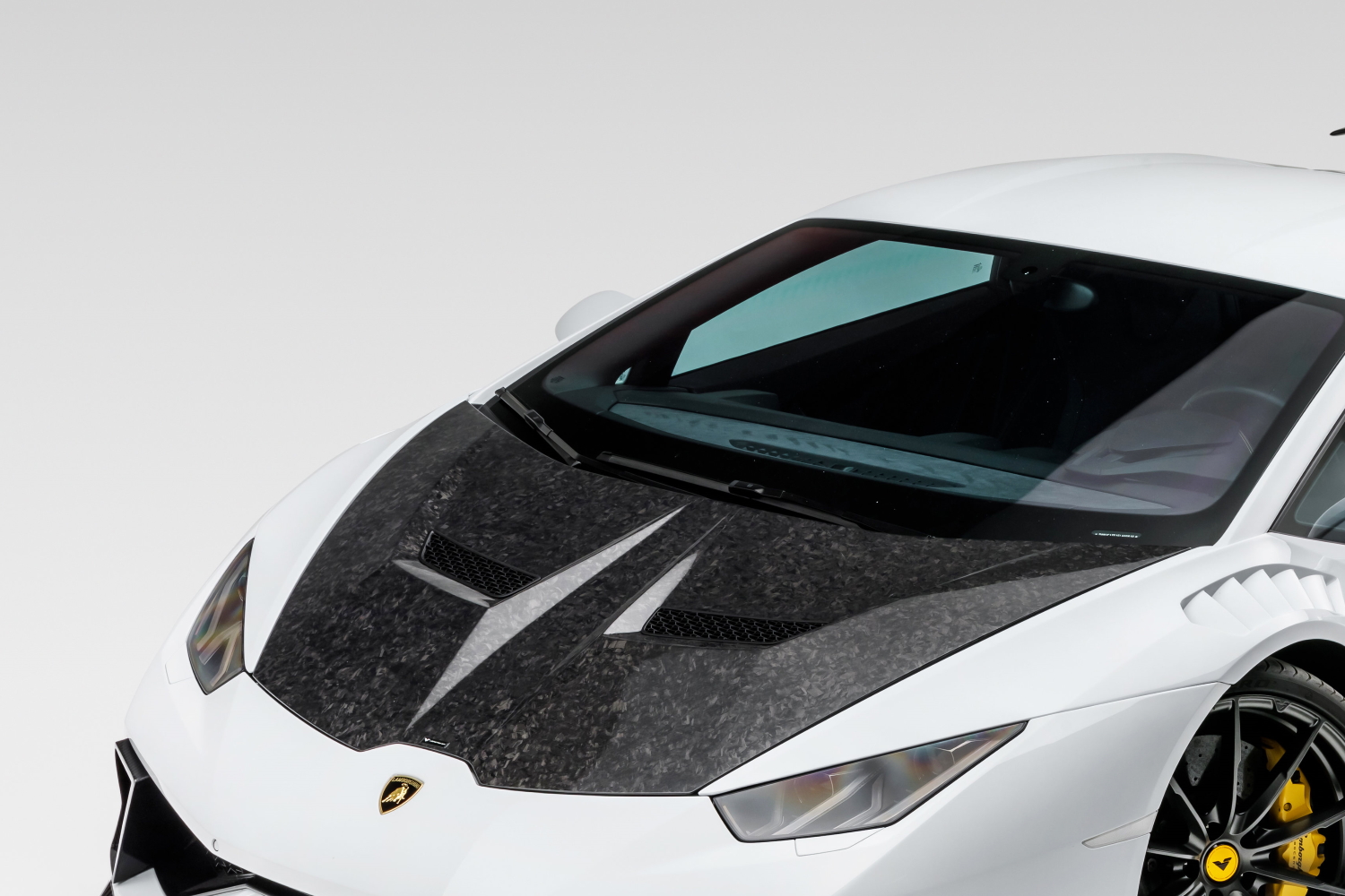 Капот - 1010LOV