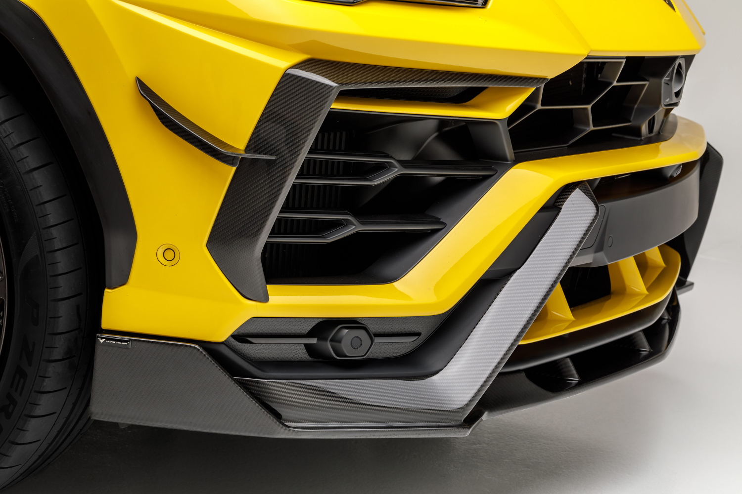 Передні накладки - 2025BMV