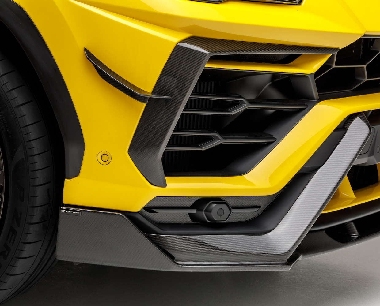 Передні накладки - 2025BMV