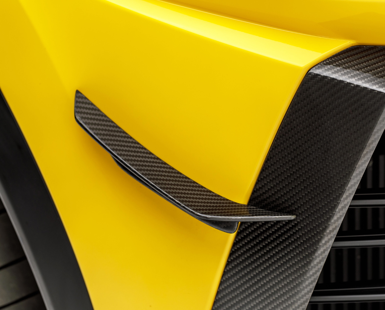 Передні елерони - 2026LOV